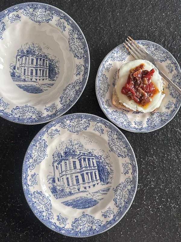 

American Retro Wave Pattern Cerc Plate Blue Castle Series Cheese Toast Salad Bowl Western Dining Di for Adults 0 Inch