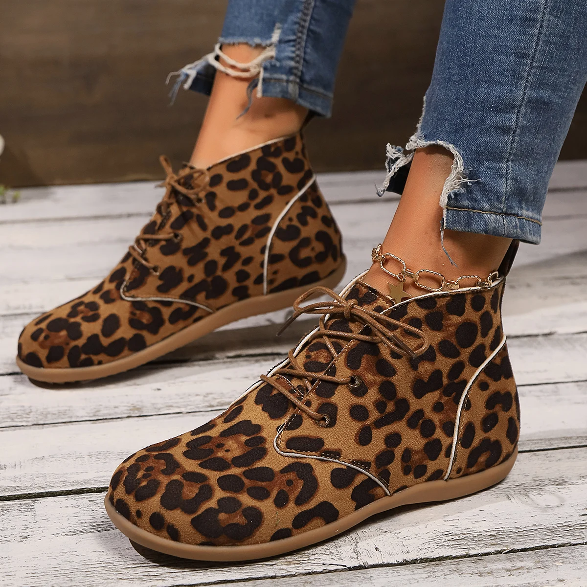 Leopard Print Flat Ankle Boots for Women 2024 Autumn Lace Up High Top Casual Shoes Woman Faux Suede Soft Bottom Work Botas Mujer