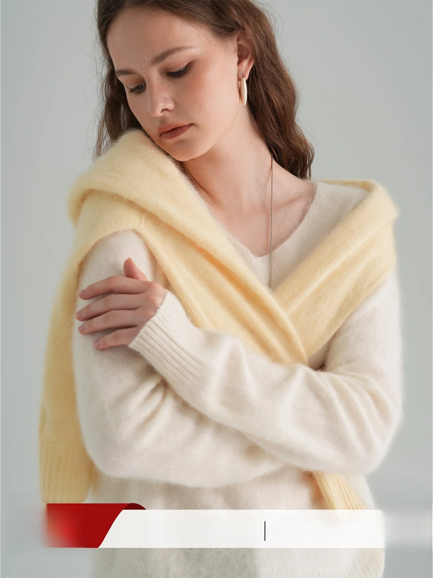 

Женский вязаный свитер из 100% шерсти Haze, свободный крой, V-образный вырез, мягкий, уютный, шерстяной, длинный, однотонный, в стиле «ленивый шик», теплый, пушистый