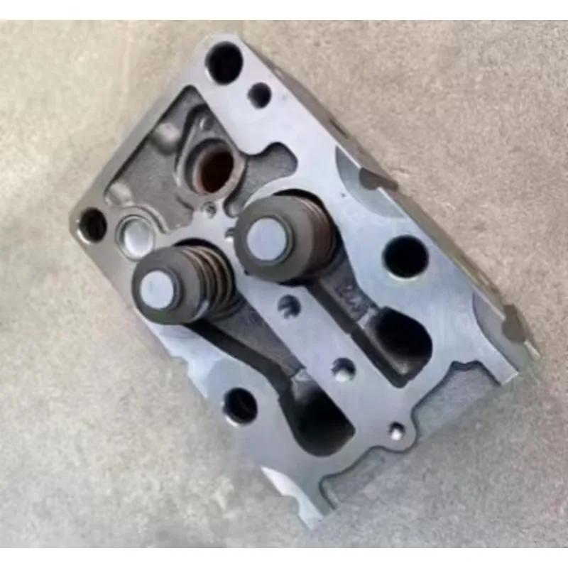 New 61560040068 Truck Engine Parts For Weichai SINOTRUCK Cylinder Head