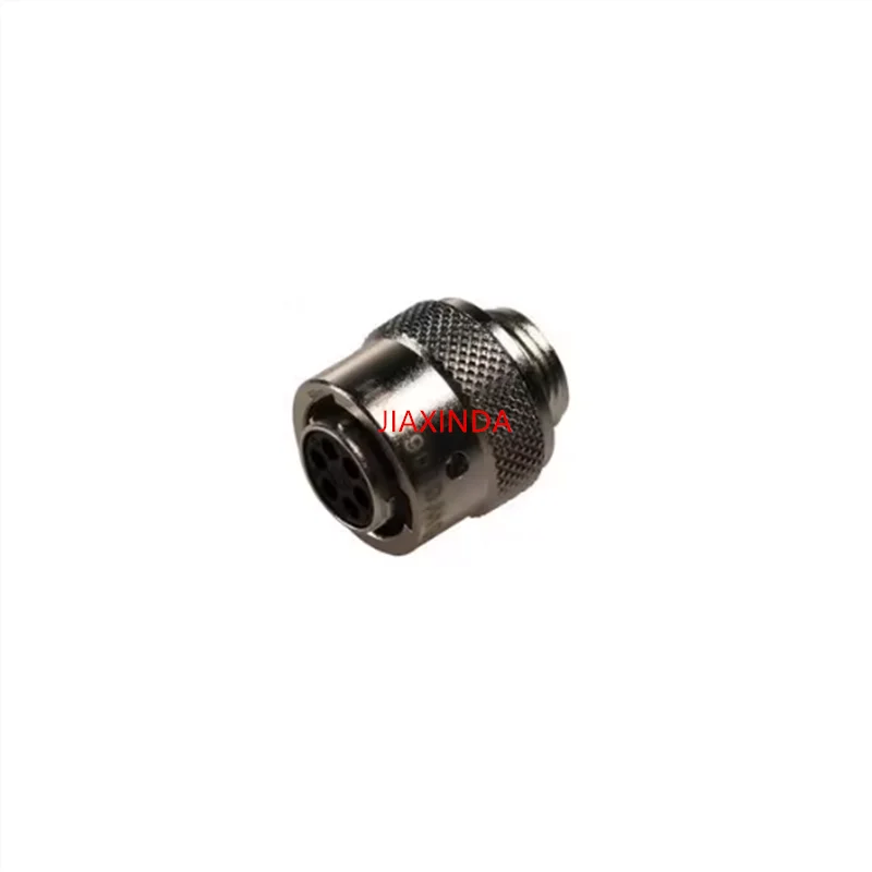 

RT0W6106SNH Car connector plug housing with 6 pins