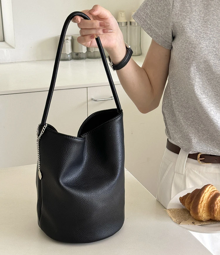 Homemade Bag Women 2025 New Retro Soft Leather Portable Bucket Bag All-Match Commuter Shoulder Underarm Bag Purses and Handbags