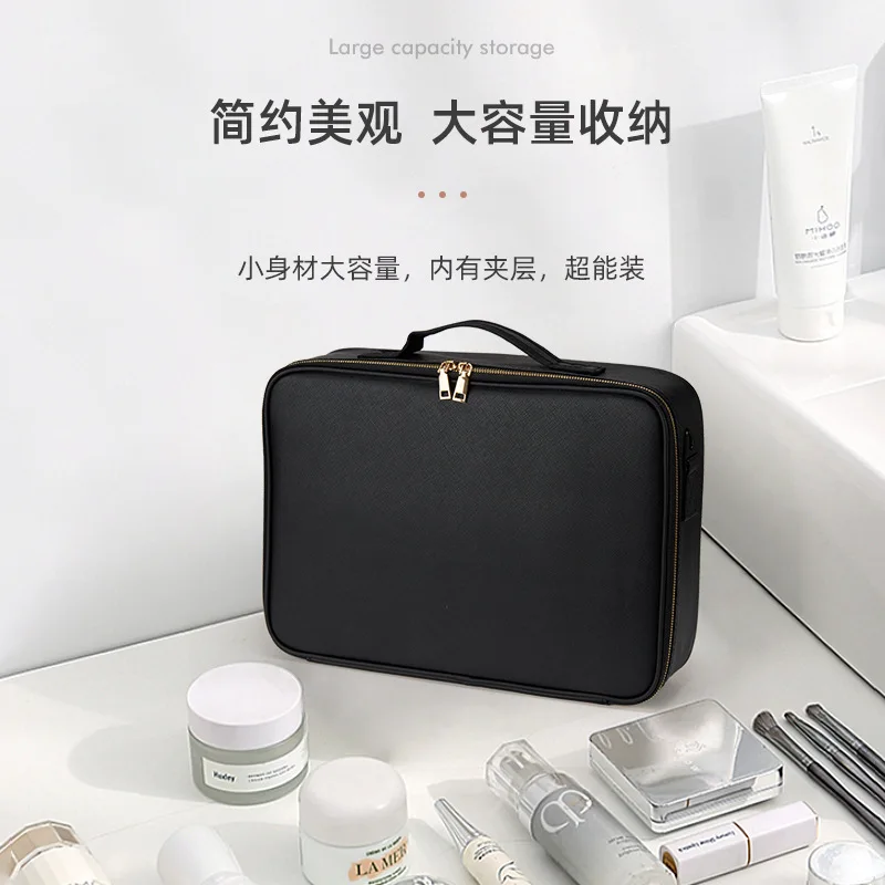 New large-capacity, high-end, portable, waterproof, and trendy travel storage box