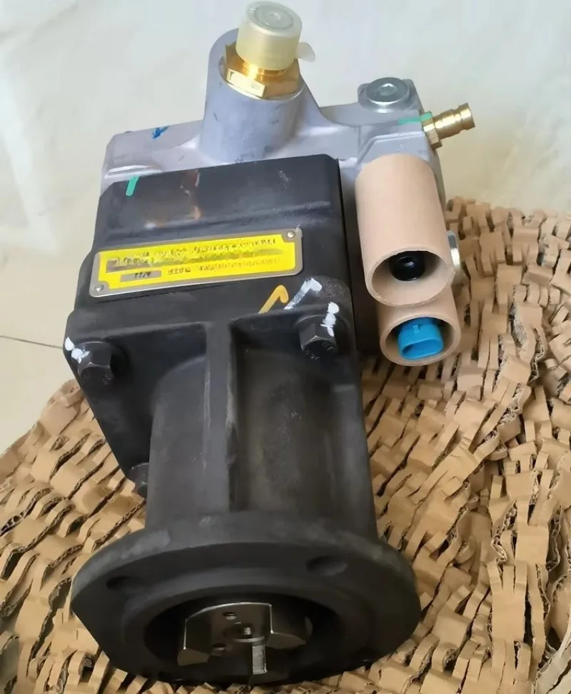 Construction Machinery Parts SA6D170E SAA6D170E  Engine FUEL PUMP ASS'Y 6560-71-1100 6560-71-1101 6560-71-1102