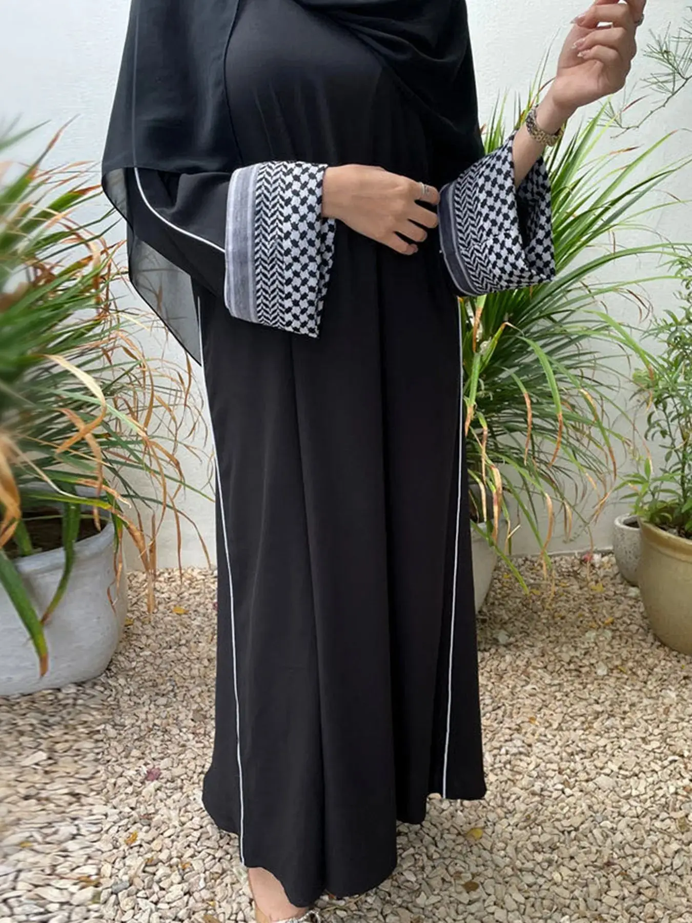 Abito musulmano stampato con fiori di moda con cintura abito Abaya femminile a figura intera tuta sportiva musulmana servizio di culto Abaya wy1986