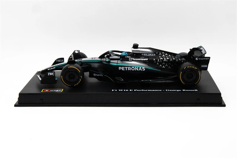 Bburago 1:43 W16 E الأداء مع خوذة 2025 الأسترالية GP no.63 جورج راسل نموذج سيارة مسطح