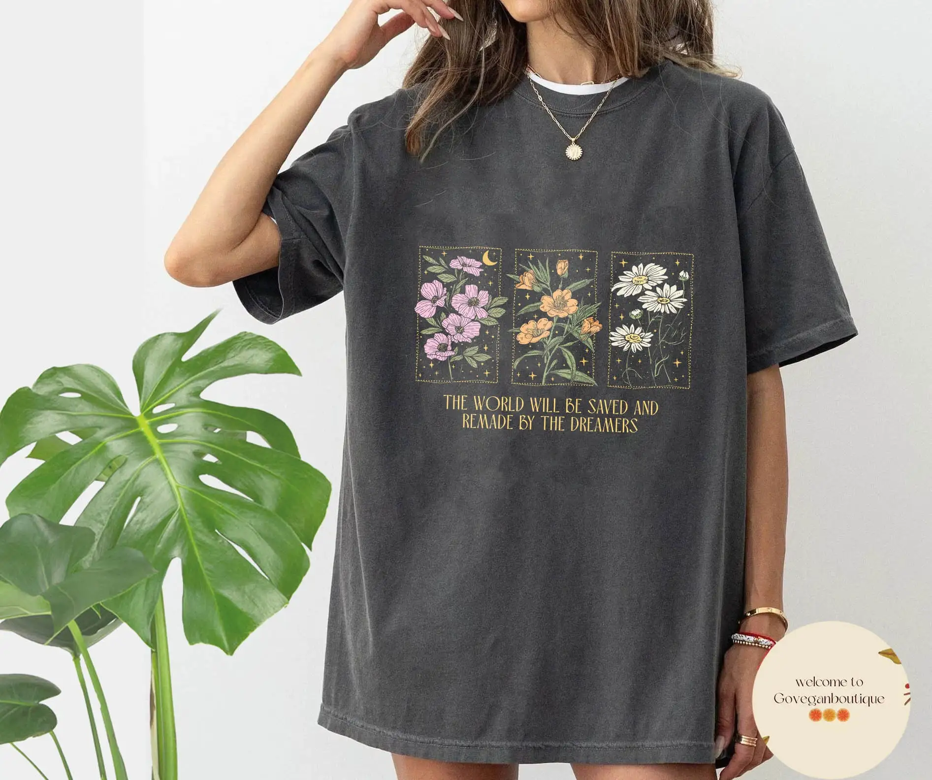The World Will Be Saved and Remade By The Dreamers Shirt, Throne of Glass Shirt, Sarah J Maas Shirt, Aelin , SJM