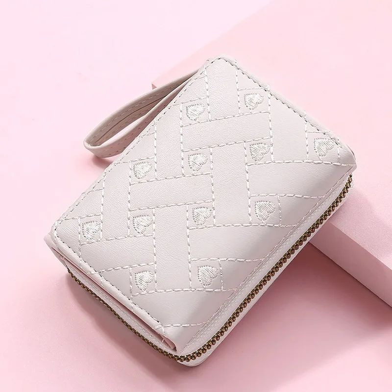 Women's Short Embroidered Love Zero Wallet Zipper Buckle Large Capacity Card Bag Versatile Fashion Simple  Kawaii Cute Wallet