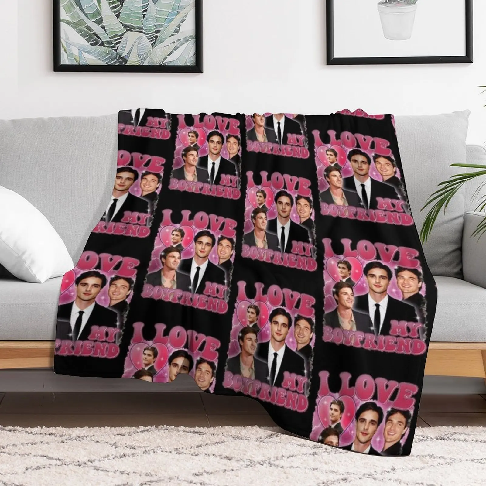 Jacob Elordi I Love My Boyfriend Throw Blanket Ultra Soft Flannel Fleece Blanket for All Seasons