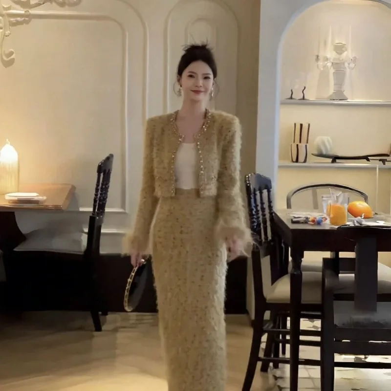 Thousand Gold Suit Temperament Fashionable New Thickened Celebrity Coat Skirt Two-piece Set Ostrich Hair Exquisite Simple Casual