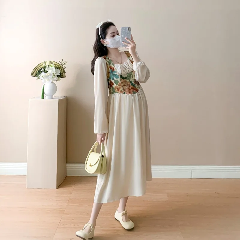

2025 Spring New Maternity Clothing Fashion Versatile Retro Splicing Dress