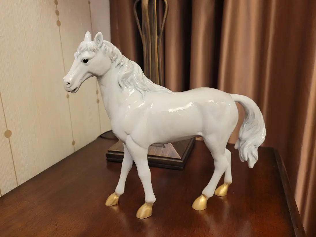 Estátua de cavalo de cobre arte artesanato cavalo branco acessórios para casa ornamentos de presente de negócios