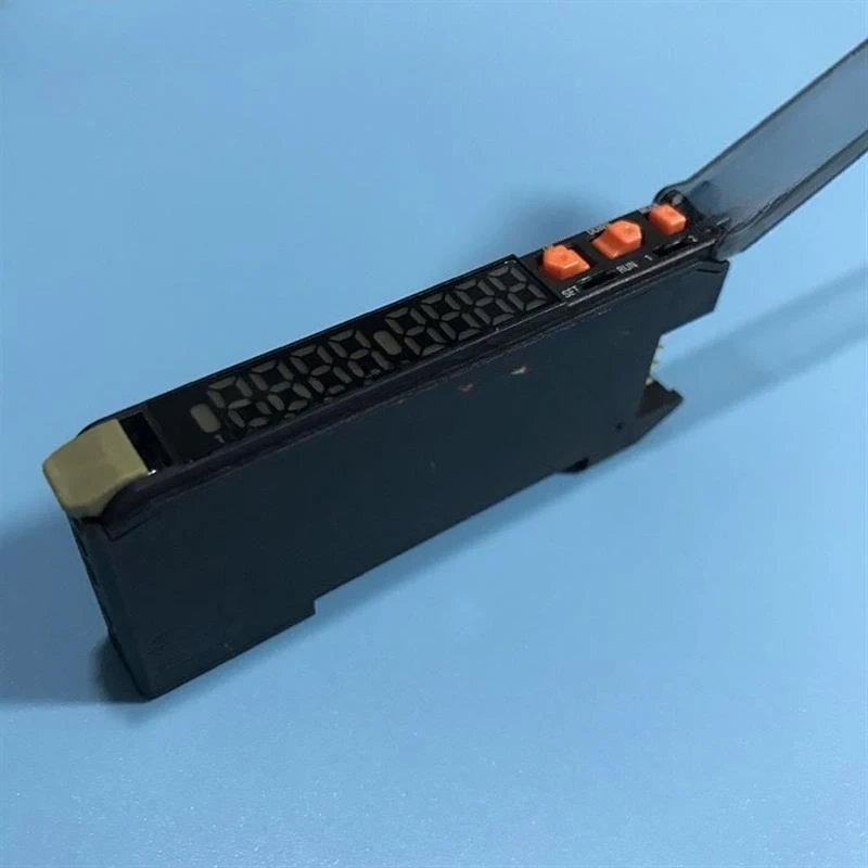 E3X-MDA41 E3X-MDA11…