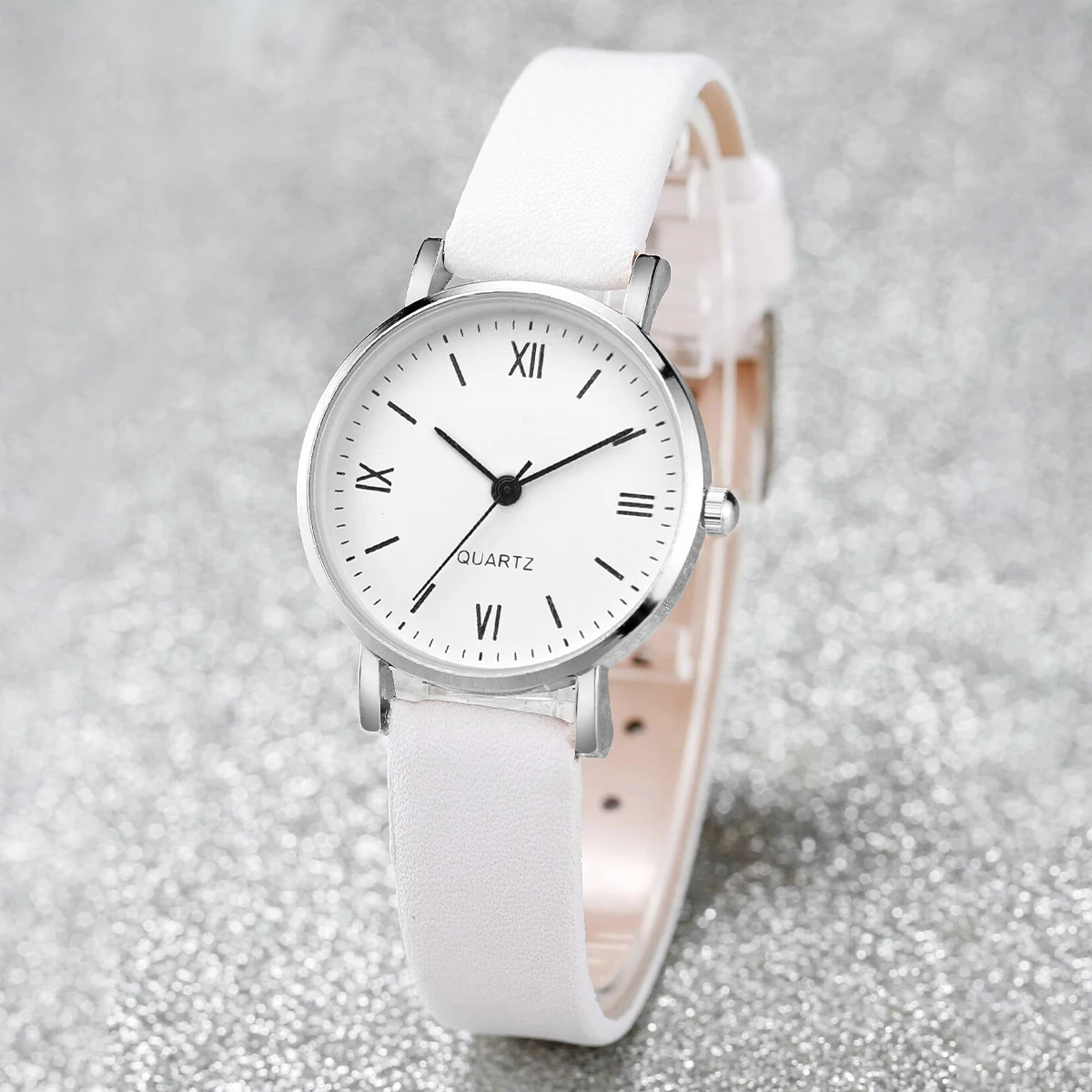 Women's Simple Leather Strap Quartz Watch, Gift