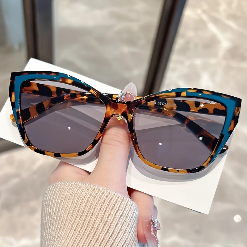 

Classic Contrast Color Cat Eye Sunglasses New Glasses Frame Women Personality Versatile Fashion Sun Glasses Trendy Shades UV400