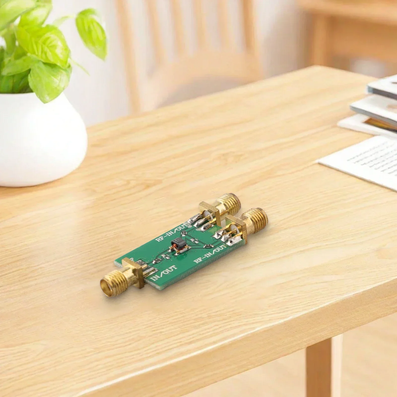 For HAM Radio RF Signal Differential Converter with Single Gate Design Compatible with ADF4350 and ADF4355 10MHz 3GHz