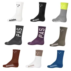 Chaussettes de cyclisme professionnelles pour hommes et femmes, respirantes, coordonnantes, chaussettes de vélo de route PNS, chaussettes de course de sport de vélo VTT