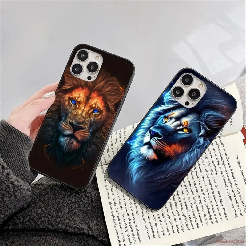 Golden Lion King Phone Case for iPhone 14 13 12 11 XS X 8 7 6 Plus Mini Pro Max SE 2022 Black Soft Phone Cover Funda