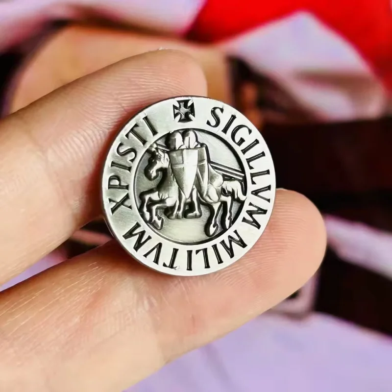 

Knights Templars Cross Badge Military Knights Medal Mini Pins Decoration Crafts