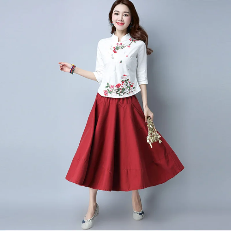 New 2025 chinese qipao tops women camisa flower embroidery pattern cheongsam shirt chinese traditional clothing hanfu blouse