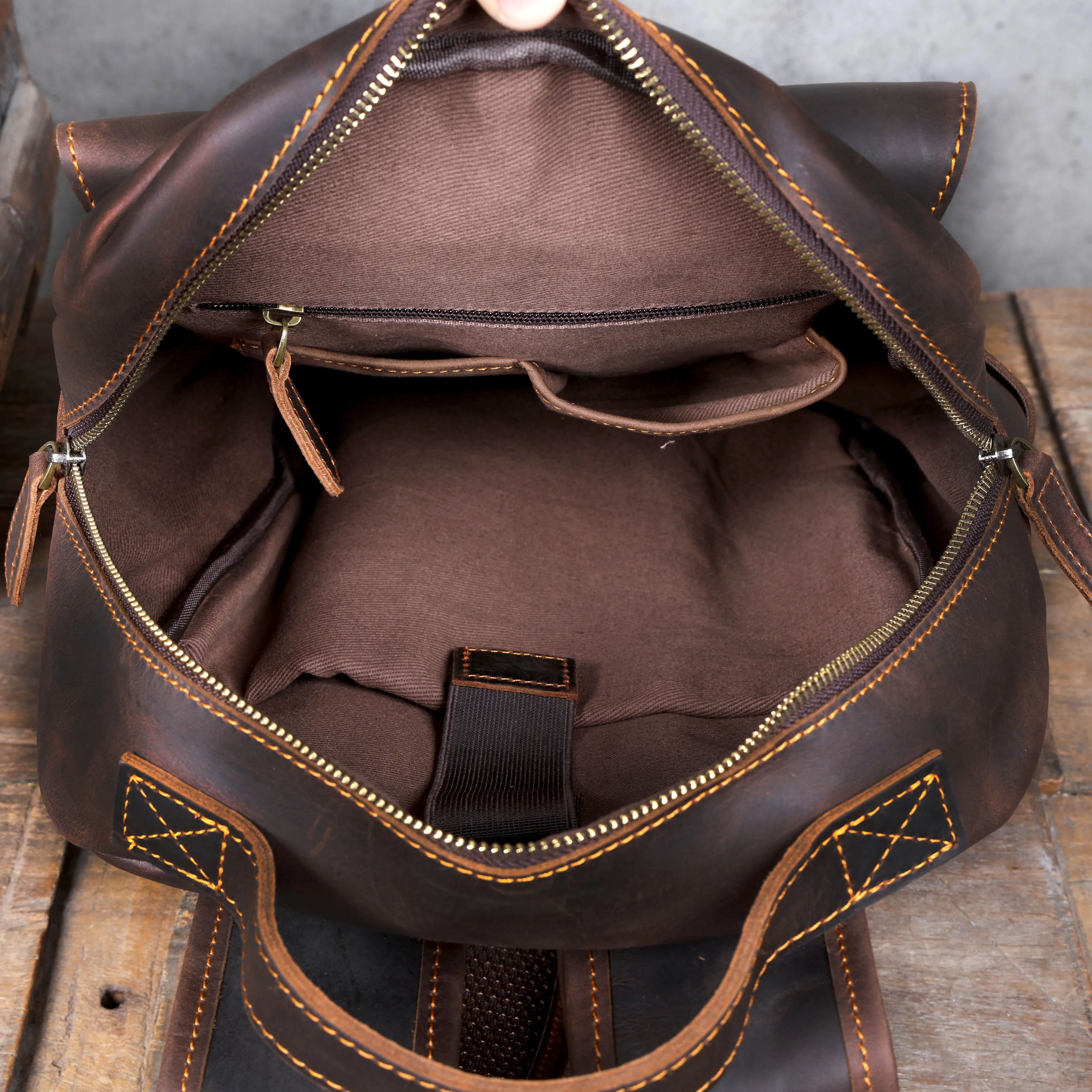 S.WORKER Vintage Echtleder-Rucksack Laptop-Tasche Crazy-Horse-Leder Schultasche Outdoor-Reise-Weekender-Schultertasche – Detail 14