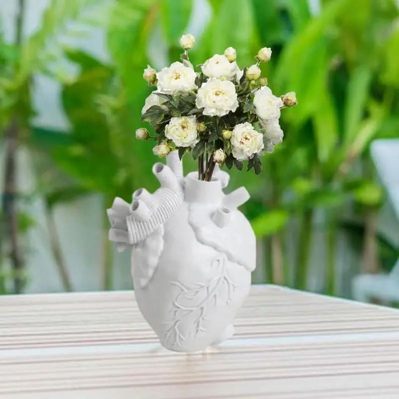 Modern Style Flower Vase Red Heart Vase Flower Pot Ceramic Art Crafts Bedroom Living Room Desktop Decoration