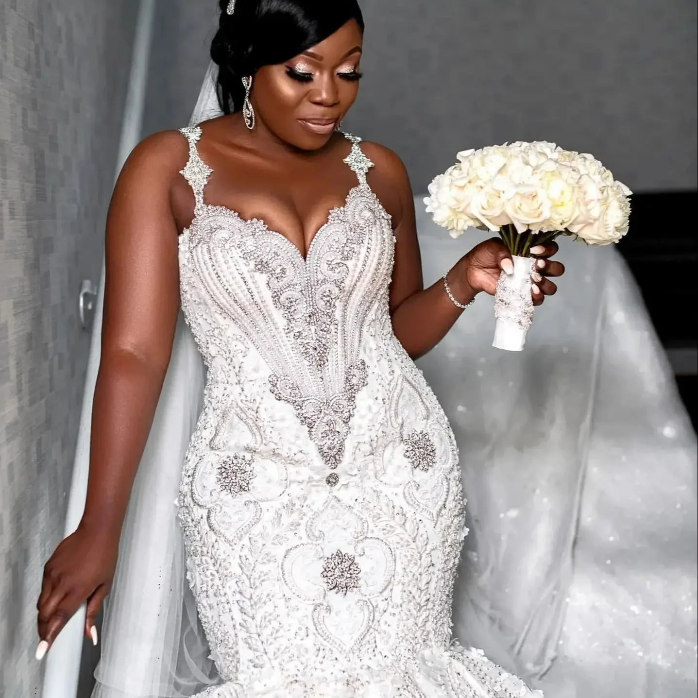 تخصيص السباغيتي حزام تسلق بلورات الخرز حورية البحر فستان الزفاف Vestidos De Novia الأفريقي حجم كبير فستان الزفاف