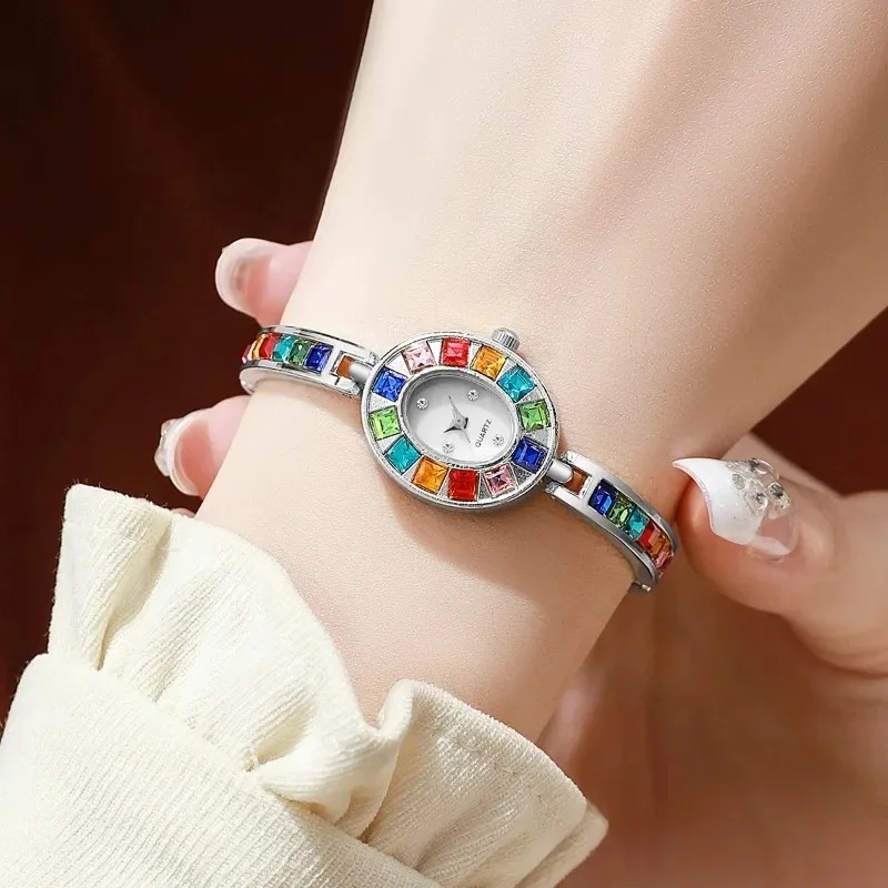 2025 Best Selling Luxury Colorful Rhinestone Oval Women Watches Elegant Gold Ladies Wristwatch Reloj Mujer Girls Clock Gift