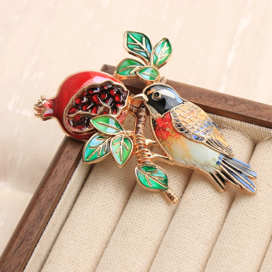 Baroque Luxury Pomegranate and Magpie Enamel Brooch for Men and Women, Jewelry and Accessories, Wedding,Holiday, and Party Gifts