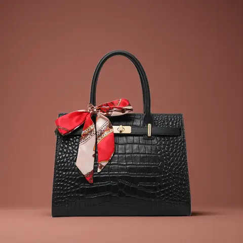 Style Crocodile Pattern Mom Bag with a Premium Feel, Handheld Tote Bag for Women, Versatile Shoulder & Crossbody Bag
