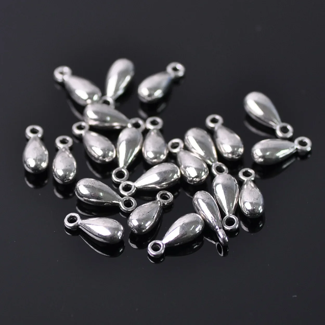 7X2.5Mm 12X5Mm Teardrop รูปร่างโลหะ Drops จี้ลูกปัดขายส่ง Lot สำหรับเครื่องประดับ DIY ต่างหูผลการค้นหา