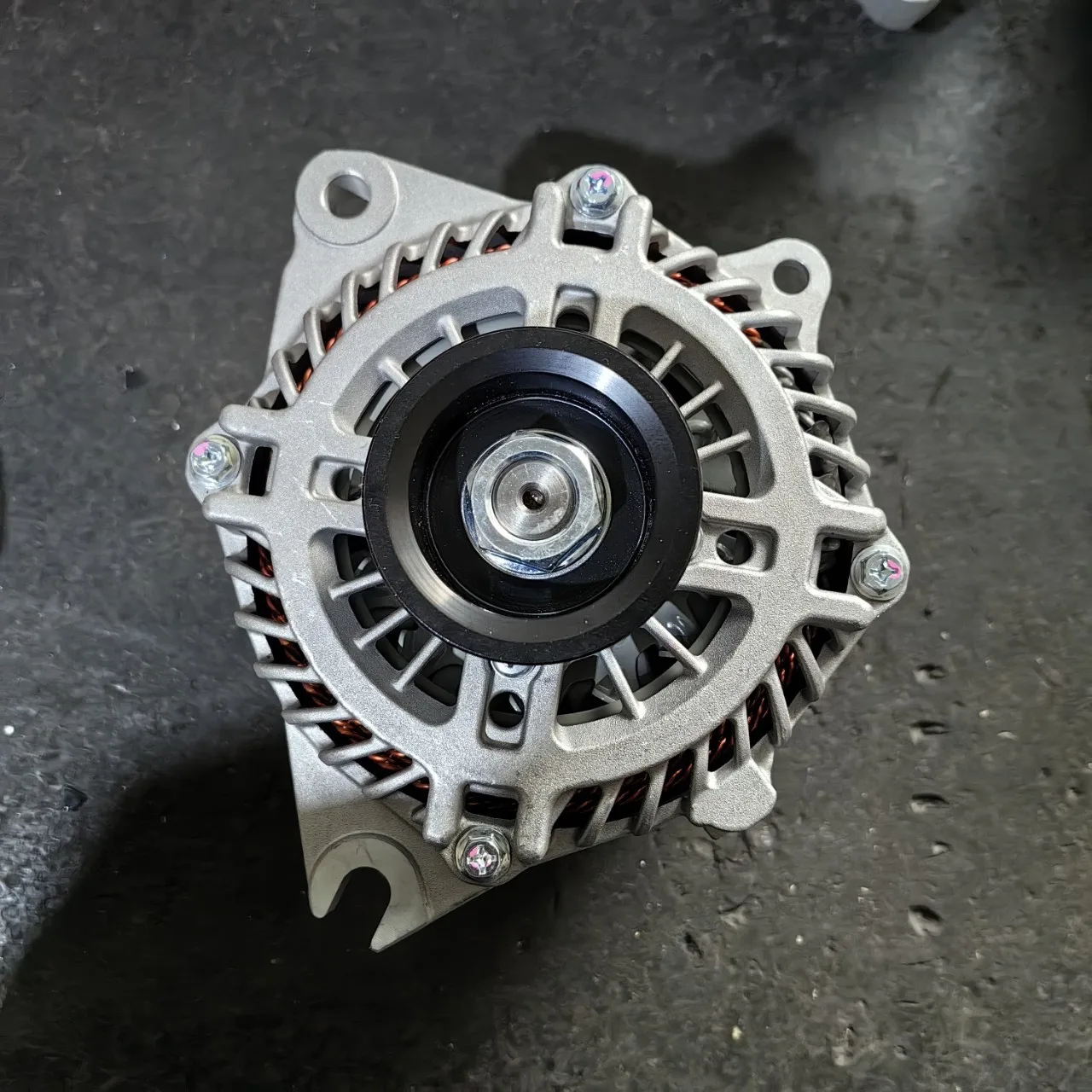 

A003TX1691 Генератор для Ford Pickup Ford Explorer 5-го поколения 4 Вольт 175 А