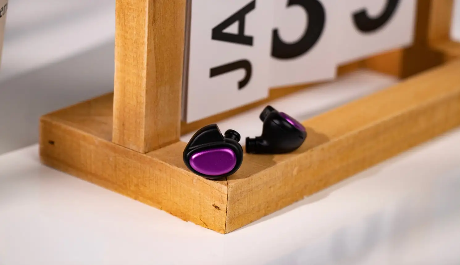 Tripowin X HBB Kailua Dual Dynamic Driver In-Ear-Monitor mit abnehmbarem OCC-Kabel 0,78 mm 2-Pin-Anschluss für audiophile Musiker – Detail 2