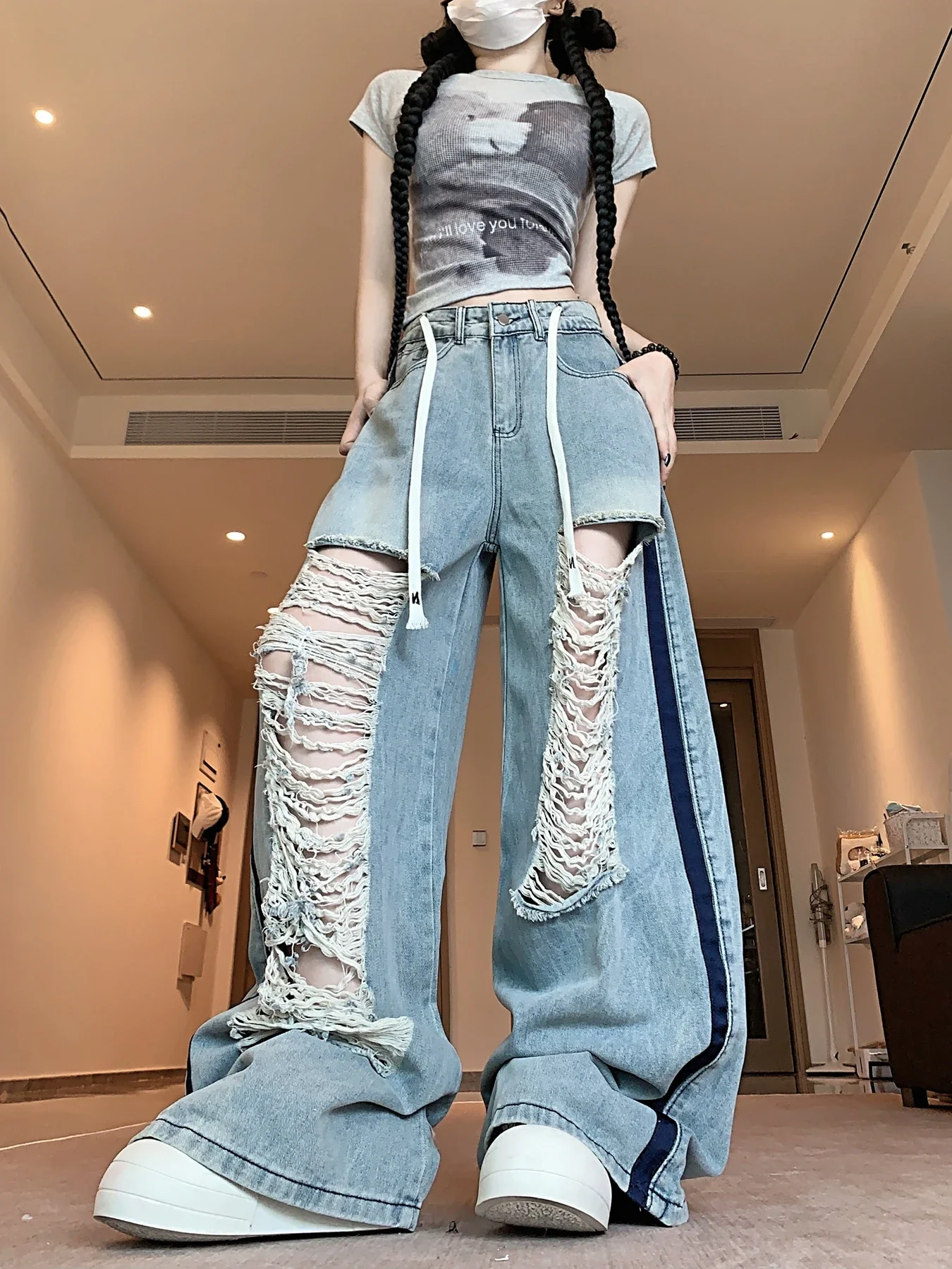 

Women Washed Vintage Blue Ripped Jeans Female High Waist 2000s American Retro Streetwear Wide Leg Pants Y2k Straight Trousers