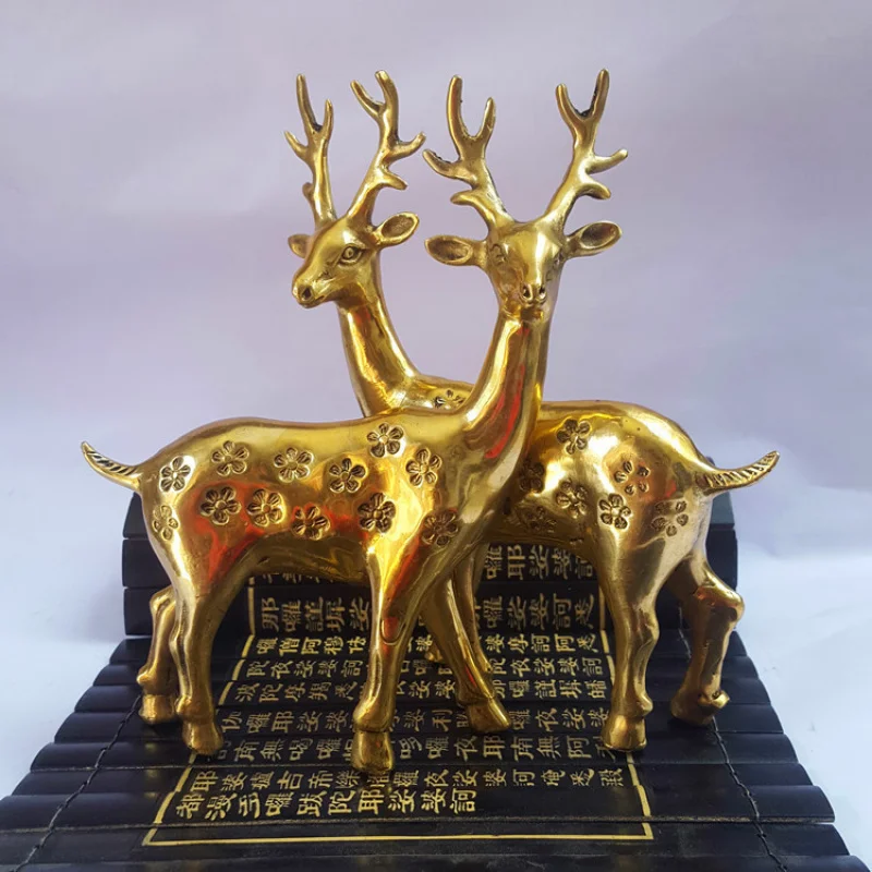 Brass deer ornaments, auspicious copper artifacts, a pair of gifts elders, decorations for study, office desk, and display s