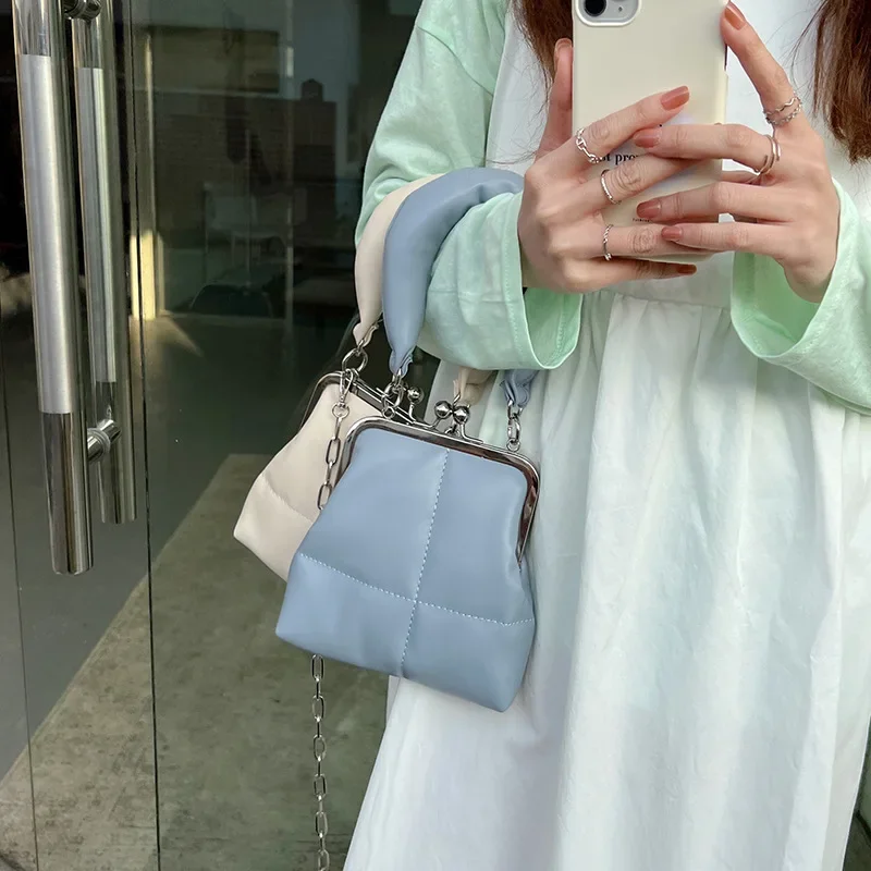 Fashion Women Clip Handbag Vintage Kiss Lock Chain Crossbody bag Korean Style Female Messenger Shoulder Bags Solid Phone Bag sac — zdjęcie 3
