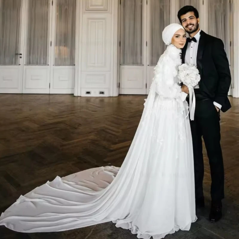 

Muslim Wedding Dresses High Collar A-line Applique Flower Floor Length Fashion Bridal Gown Brush Train robe de mariée Customized
