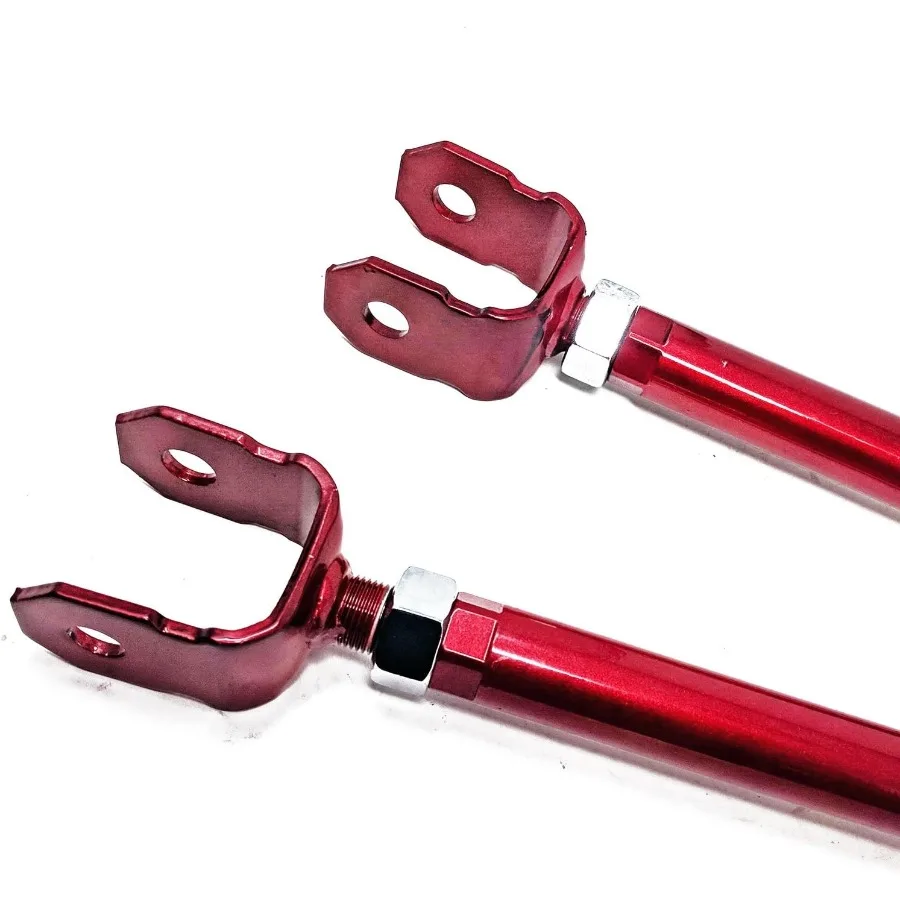 أذرع التحكم السفلي الخلفي القابلة للتعديل مع مجموعة محامل كروية مكونة من قطعتين مصممة لتعزيز التعامل مع المركبات والمحاذاة