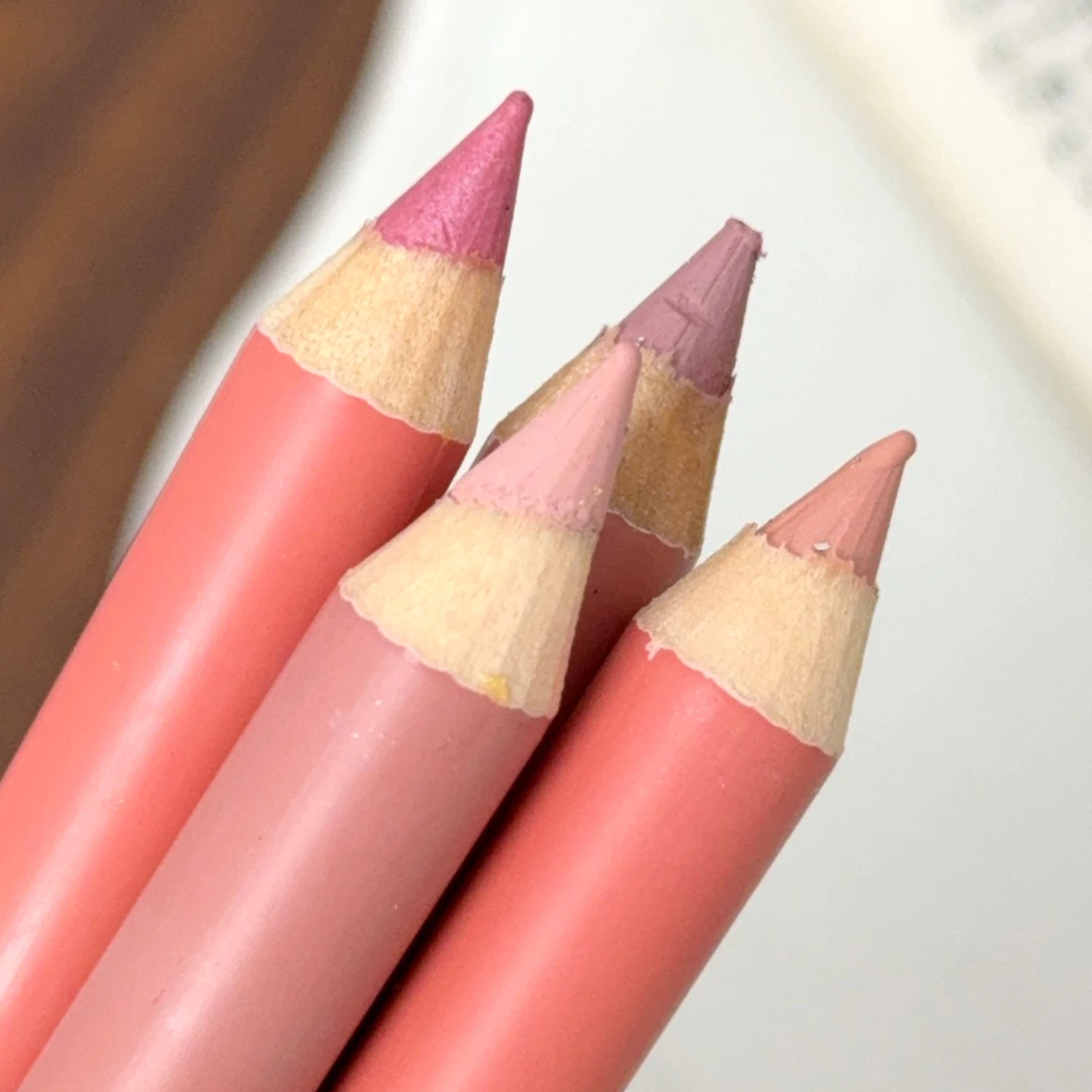 Dauerhafte rosa nackte Rouge-Creme, Doppelkopf, mattierter Rouge-Stift, Gesichtsaufhellung, natürlicher Umriss, Sculpt-Stick, Gel-Make-up-Kosmetik