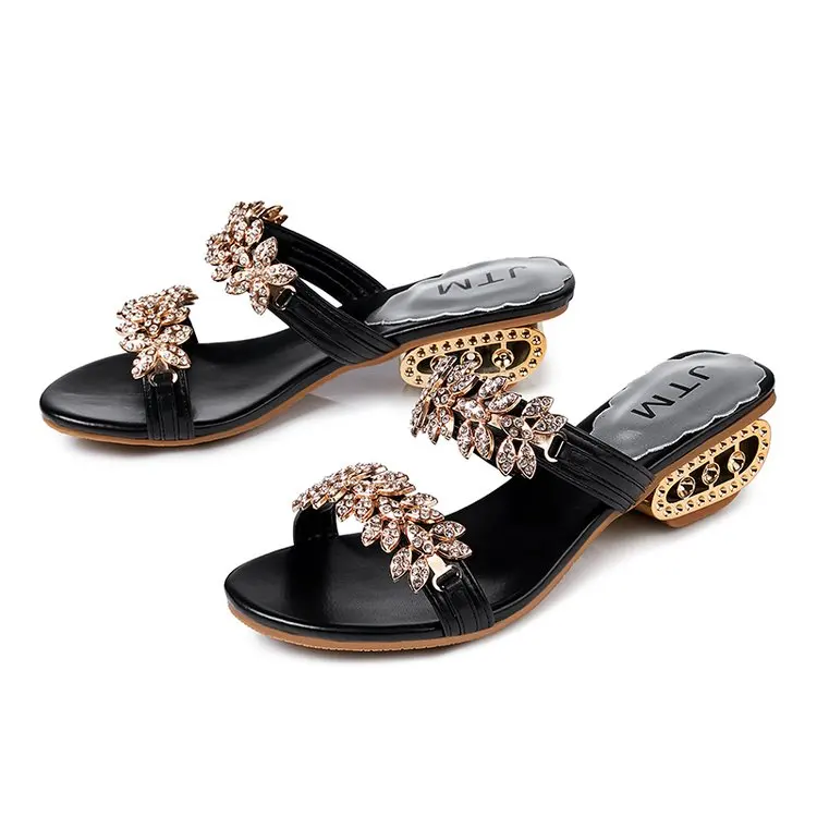 2020 New women shoes slippers summer beach sandals Fashion women Rhinestone outdoor slippers flip flops shoes women mujer