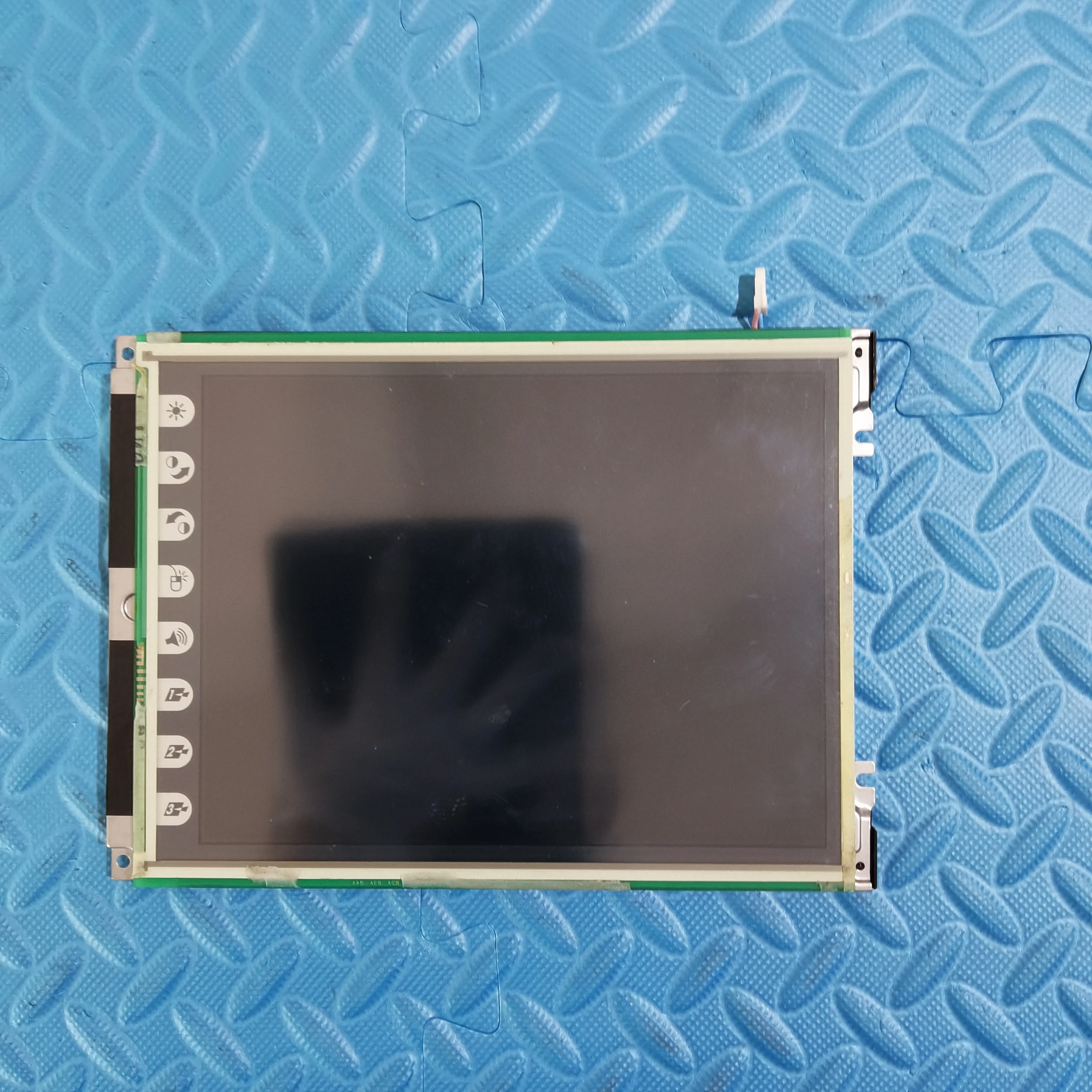 

LM8V301 LCD display screen