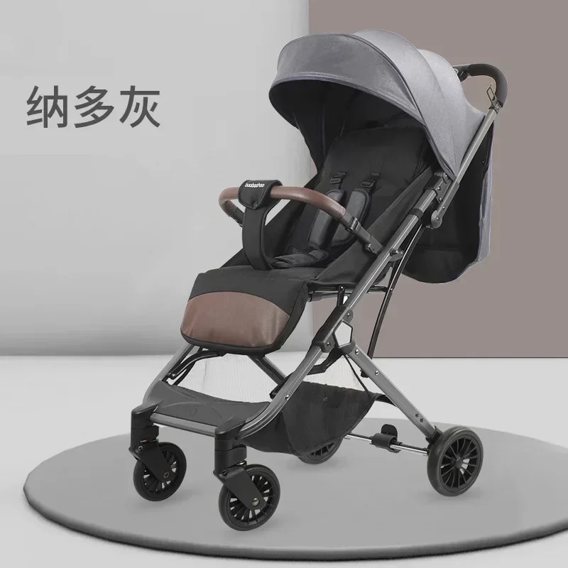 

2025 sit on a lie-down stroller with one button to pick up the car. Ultra-light baby stroller with high view with pull rod.