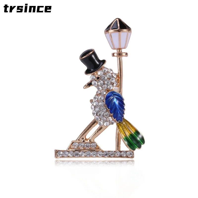 

2022 New Rhinestone Dripping Oil Bird Brooch Simple Fashion Three-dimensional Animal Accessories