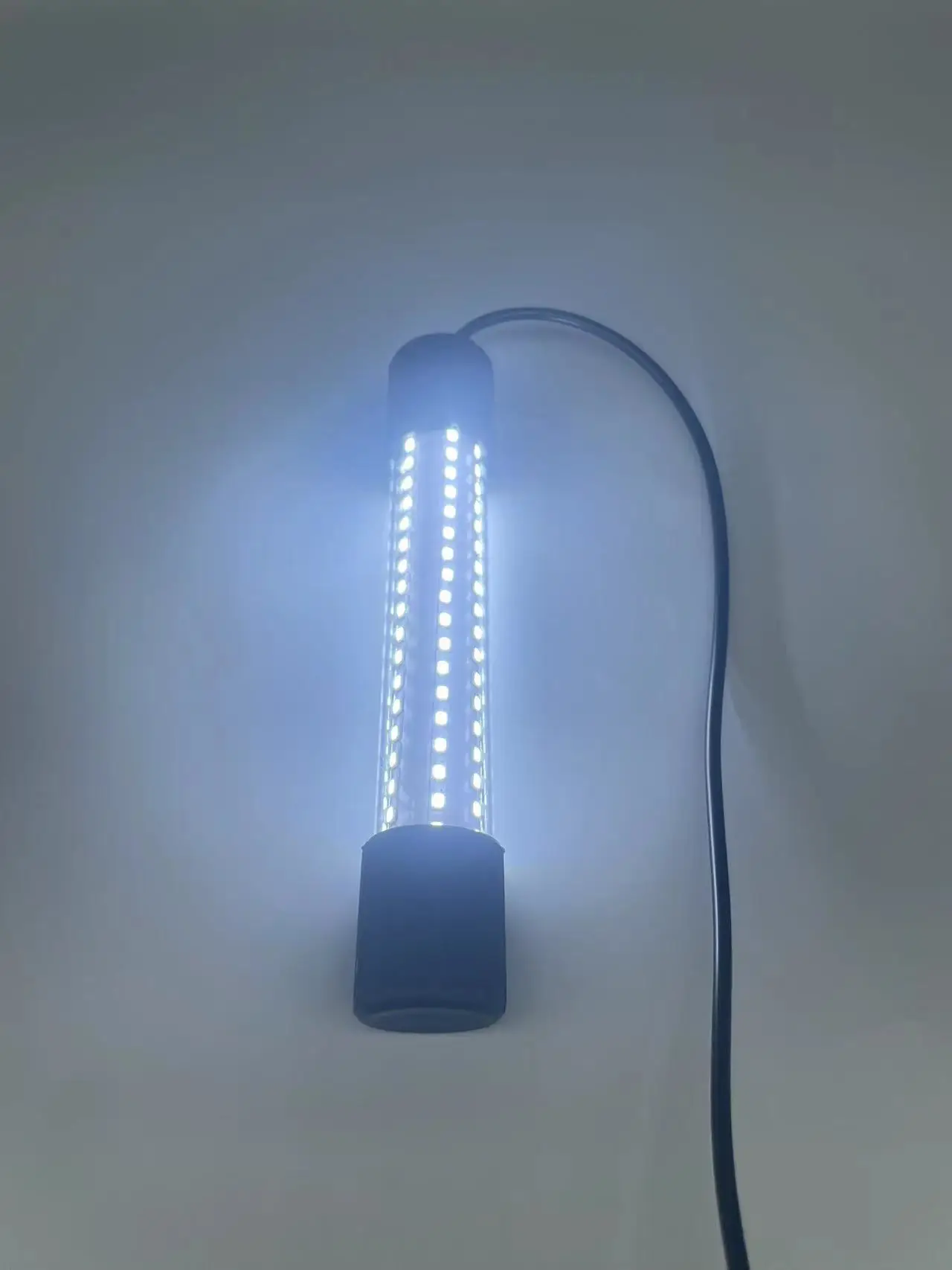 5V underwater fish attraction fishing white-green blue night fishing waterproof power bank light - view 2
