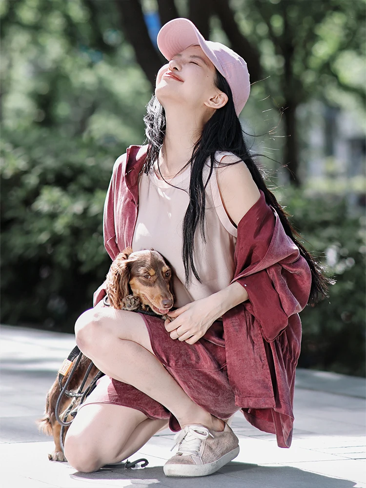 

Комплект из шелка Lenzing в стиле свободной рабочей одежды от Zhang Daxi: укороченная куртка для женщин, устойчивая к деформации