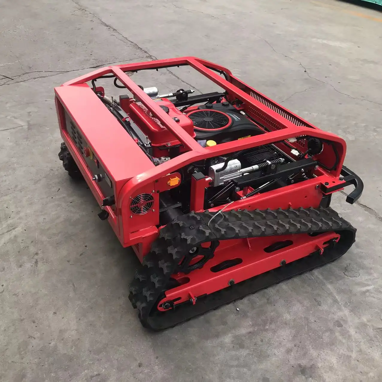 맞춤형 원격 제어 잔디 깎이 |   45 °   등산용, 전지형, 고출력 가솔린 잔디깎이, 가정 정원 및 농장용