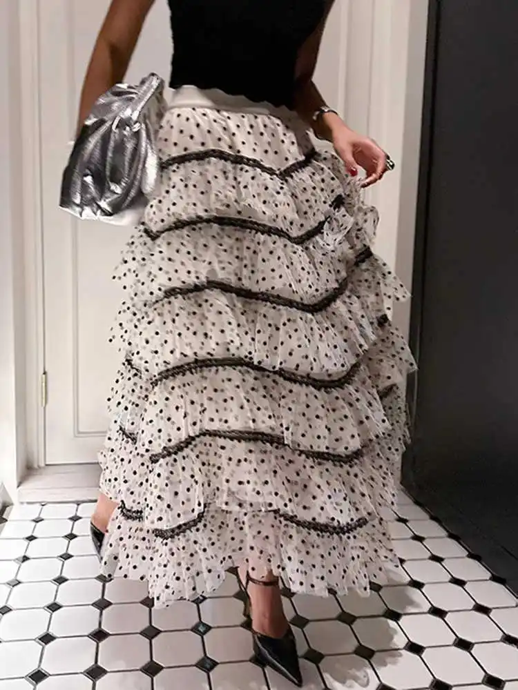 

Clothland Women Sweet Polka Dot Lace Skirt Elastic Waist Ball Gown Female Chic Midi Skirts Mujer BA340