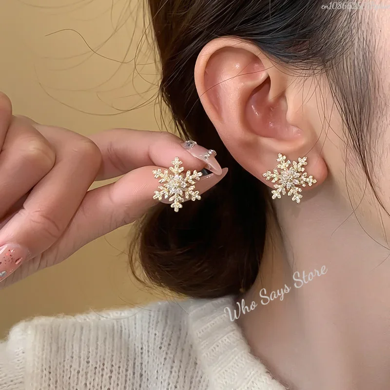 Exquisite Crystal Zircon Snowflake Stud Earrings For Women Shiny Rhinestone Flower Pearl Earring Christmas New Year Jewelry Gift