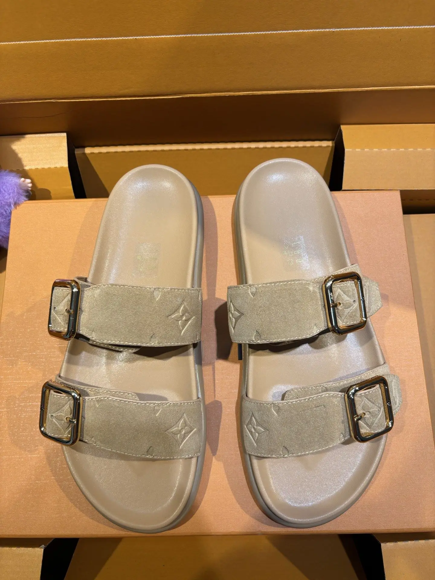 

Классические пробковые сабо Shevalues, тапочки для женщин и мужчин, мягкие замшевые сандалии с поддержкой свода стопы, модные пляжные шлепанцы, домашние мужские туфли-лодочки