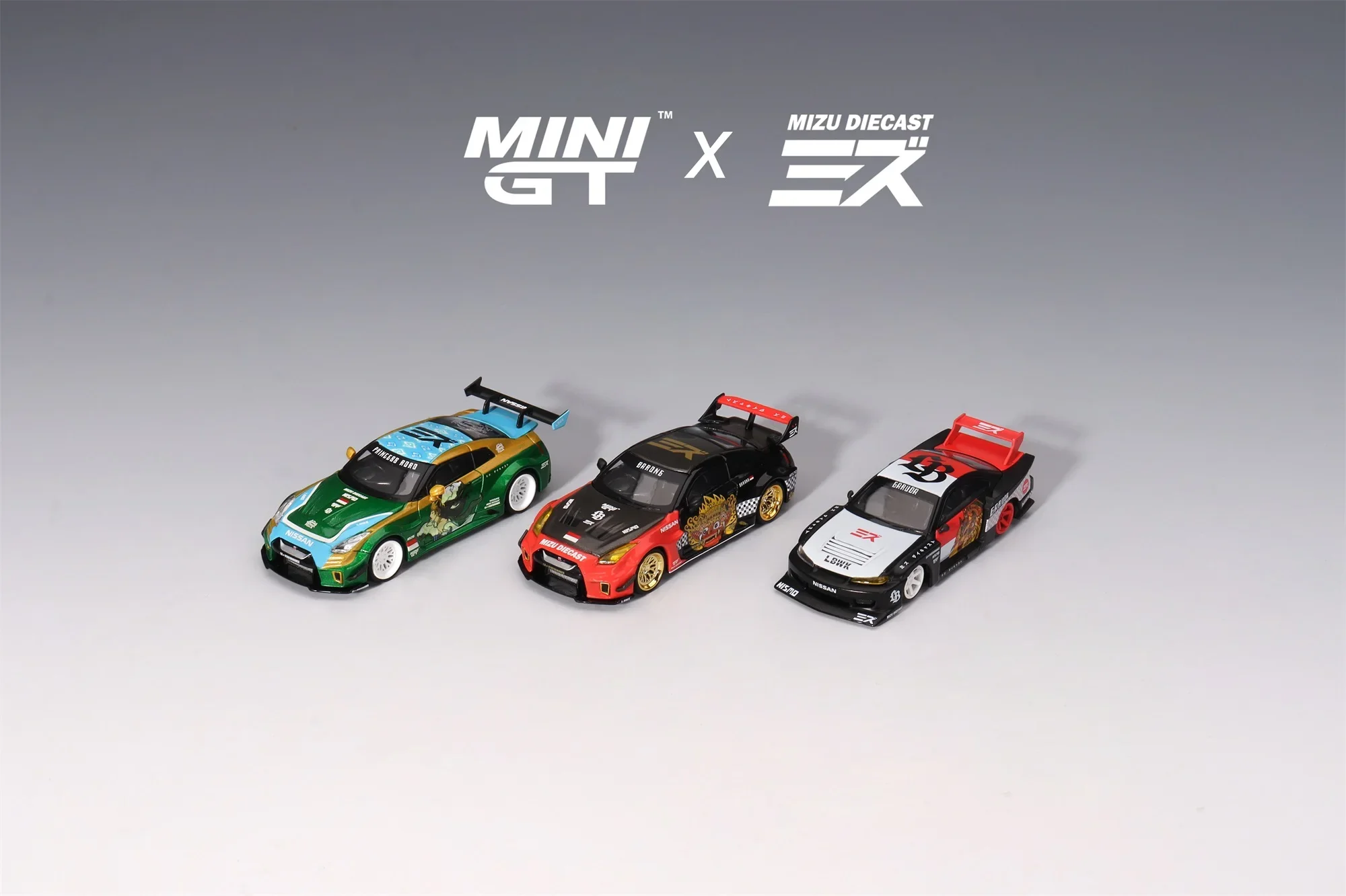 TSM MINIGT MGT 1:64 Nissan 35GT-RR S15 modelo de coche estático fundido a presión de aleación, regalo para niños, colección de juguetes, decoración de habitación de reparación